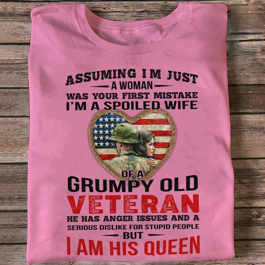 I Am A Spoiled Wife Of Grumpy Old Veteran Classic T-Shirt