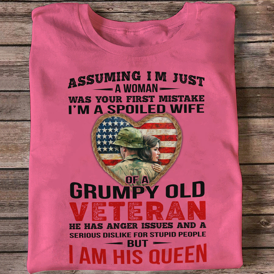 I Am A Spoiled Wife Of Grumpy Old Veteran Classic T-Shirt