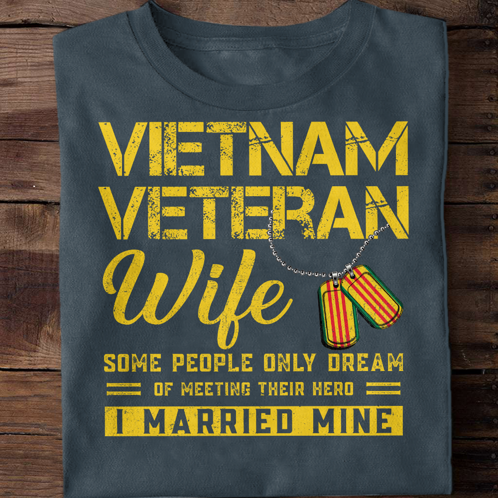 Vietnam Veteran's Wife Classic T-Shirt