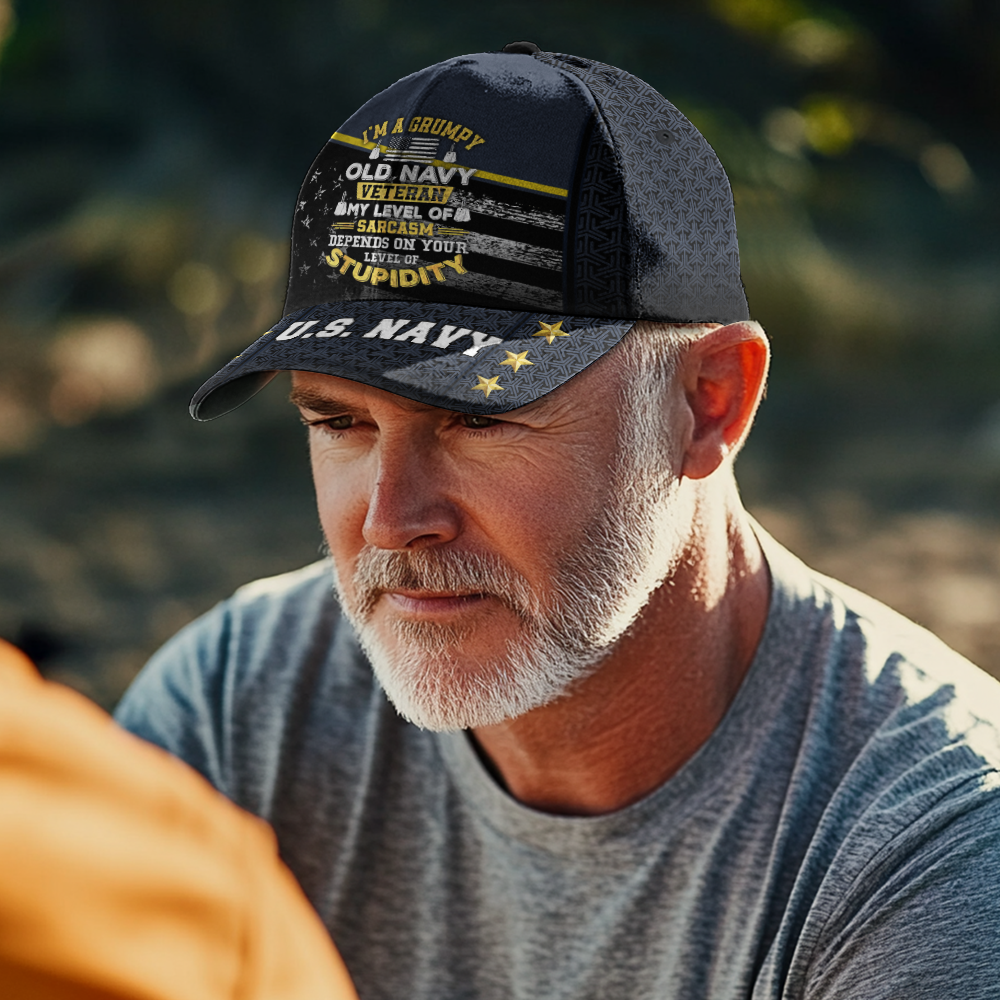 I'm A Grumpy Old Navy Veteran Classic Cap