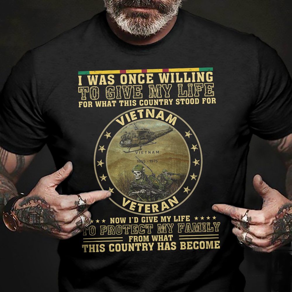 Protect My Family Vietnam Veteran Classic T-Shirt