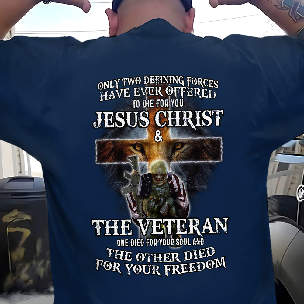 Jesus Christ And The Veteran Classic T-Shirt