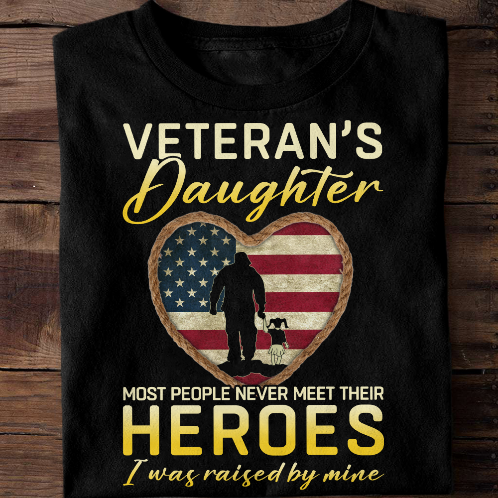 Veteran's Daughter Classic T-Shirt