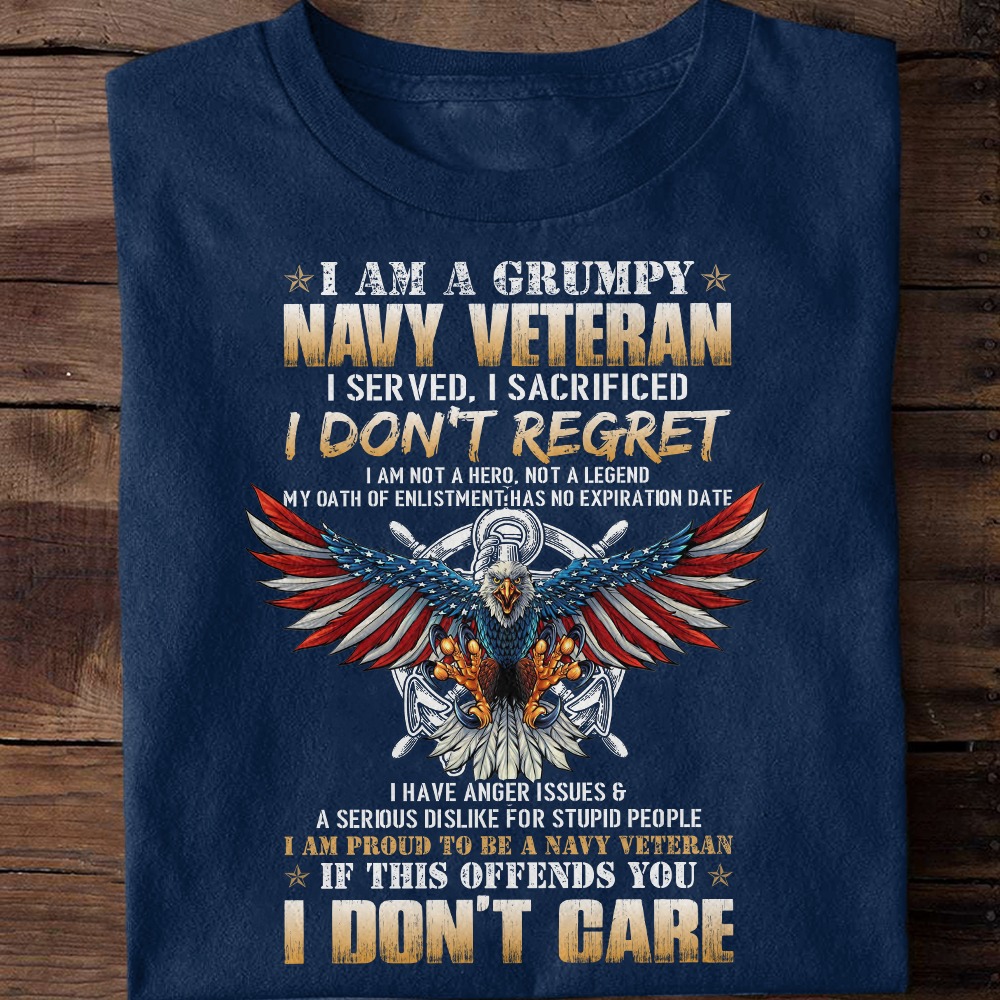 I Am A Grumpy Navy Veteran Classic T-Shirt